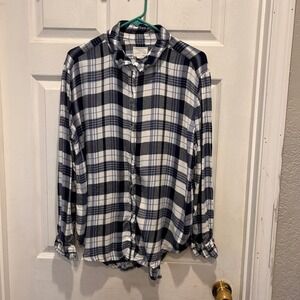 Caslon Womens Flannel Shirt Long Sleeve Plaid Blue White Size‎ M Soft Cozy Fall